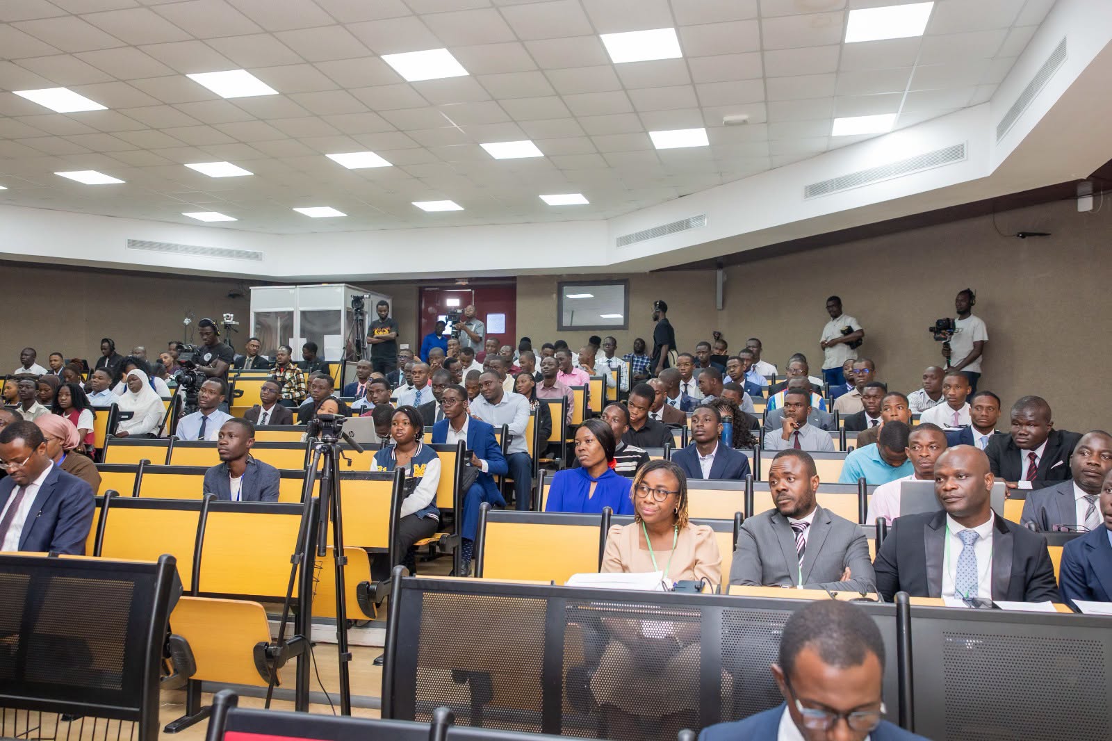 L’ENSEA plaide pour une meilleure participation des femmes aux filières scientifiques en Afrique