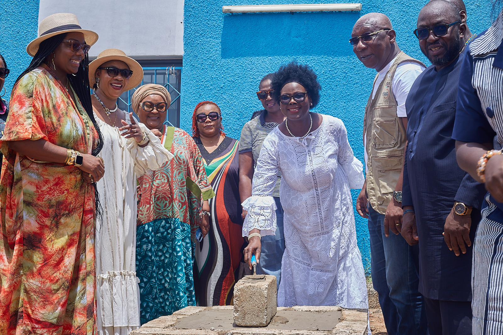La Fondation Houphouët Anne Marie Faitai pose la première pierre d'une unité de soins Mère Kangourou à Yamoussoukro