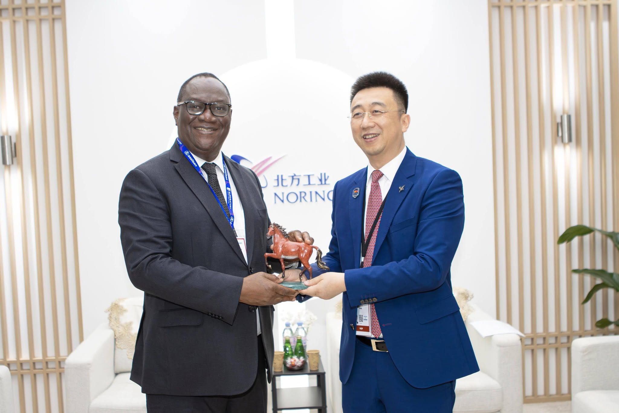 Téné Birahima Ouattara prend part au Eurosatory 2026, plus grand salon mondial de l'armement