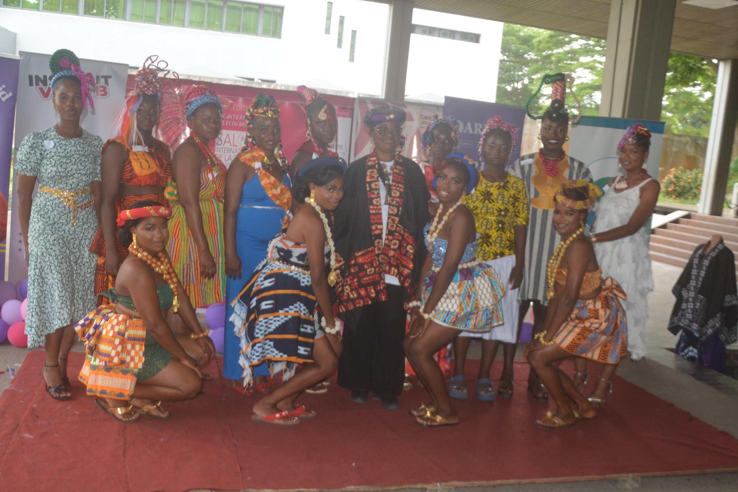 Le Salon de la Beauté et du Bien-être d'Abidjan baisse ses rideaux sur un concours de coiffure
